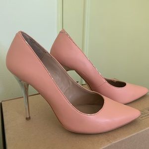 Material Girl pink Pumps